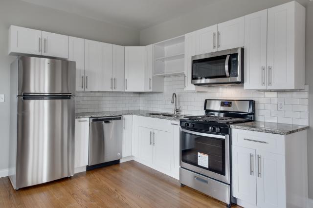 Primary Photo - 3 bedroom in Chicago IL 60641