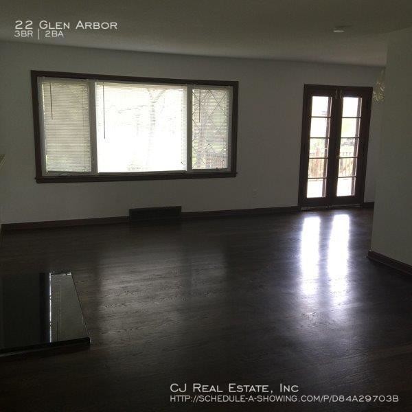 Building Photo - 22 Glen Arbor Rd