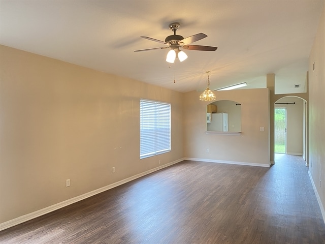 Foto del edificio - 1006 Lake Shore Ranch Drive