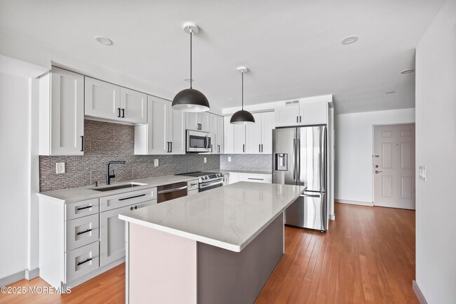 Foto del edificio - 510 Ocean Ave N