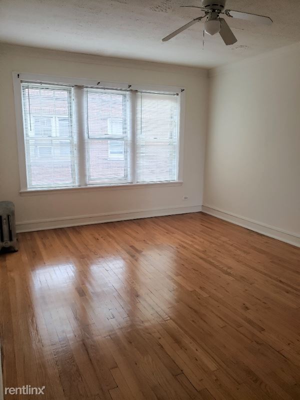 Foto del edificio - 4844 W Wrightwood Ave