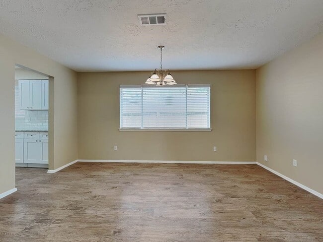 Building Photo - 4815 Diehlwood Pl