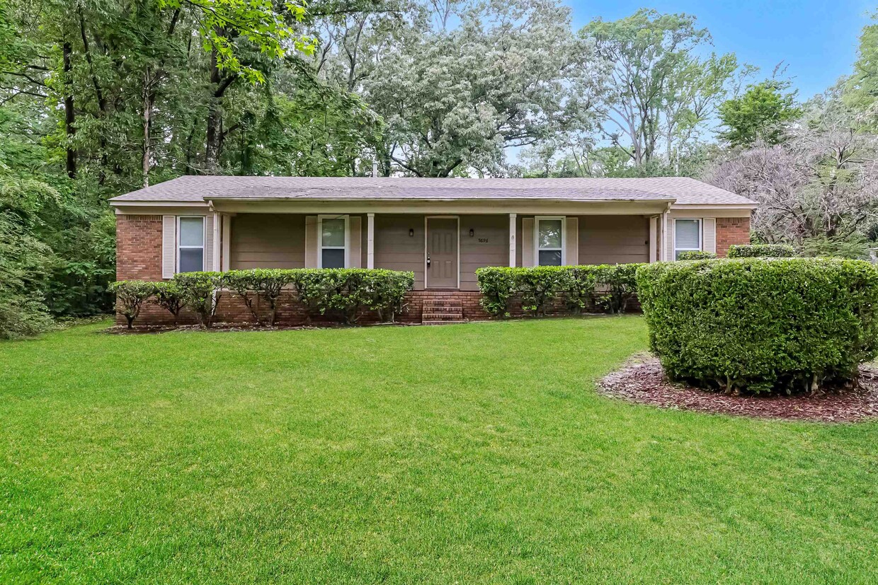 Primary Photo - 5696 Hilltop Rd