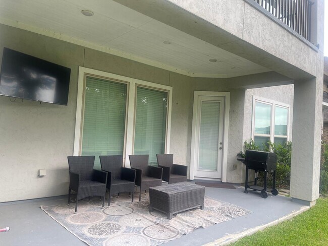 Foto del edificio - 13236 Tracewood Hills Ln