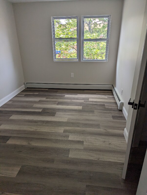 Foto del edificio - 1446 Williamsbridge Rd