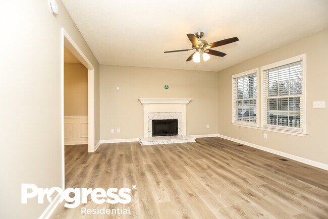 Foto del edificio - 403 Waters Edge Ln