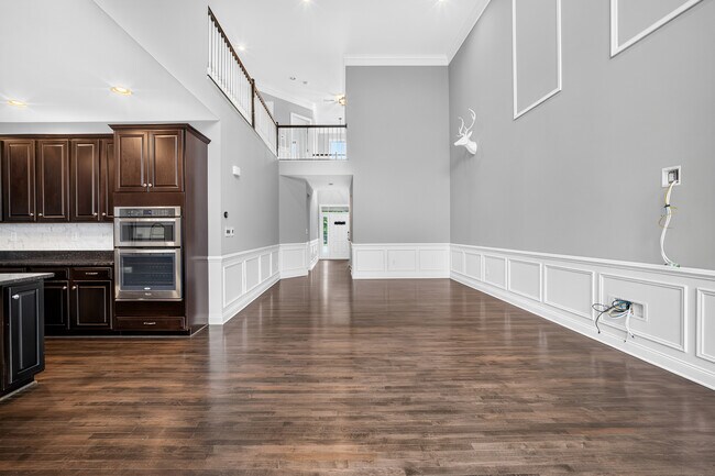 Building Photo - 23202 Evergreen Ridge Dr
