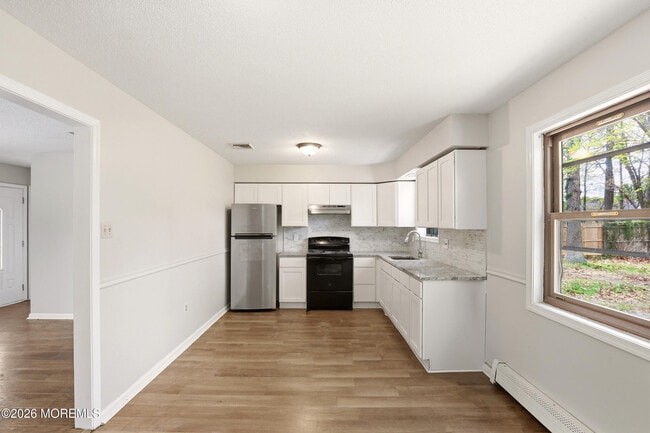 Building Photo - 19 Oak Leaf Dr