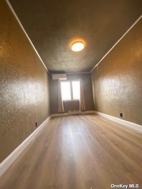 Foto del edificio - 31-60-60 48th St