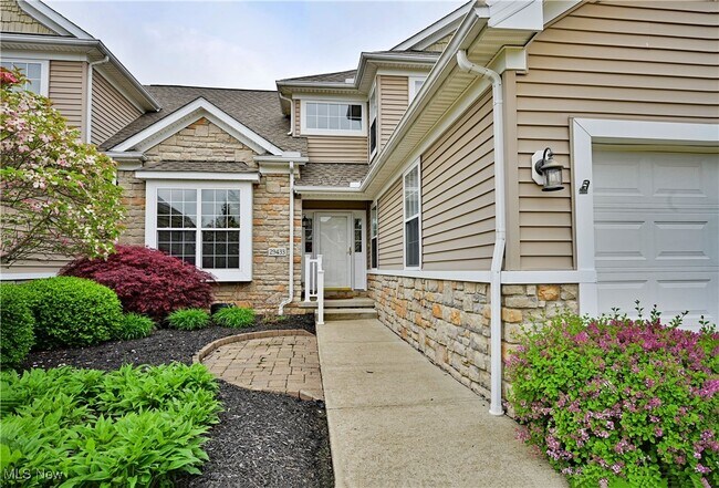 Building Photo - 29433 Hummingbird Cir