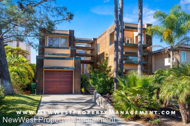 Building Photo - 5 br, 5.5 bath House - 13662 Nogales Dr