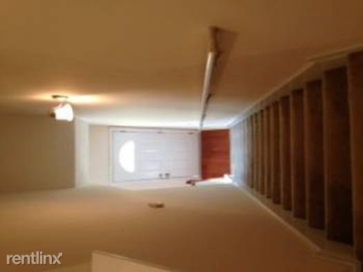 Building Photo - 3 br, 2.5 bath Townhome - 7657 Commerce Ct