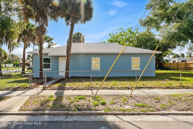 Building Photo - 405 Dummitt Ave
