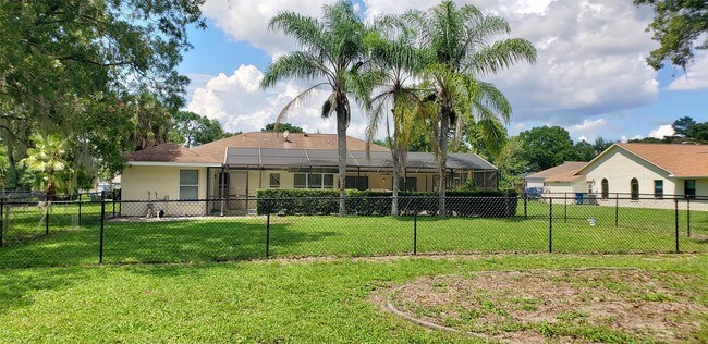 Building Photo - 11330 Long Hill Ct