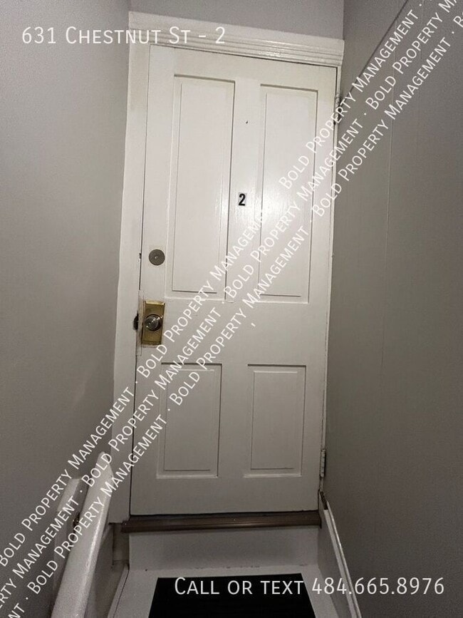 Building Photo - 631 Chestnut St