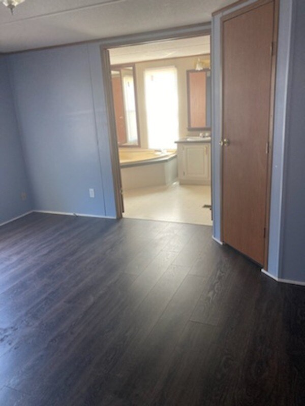 Building Photo - 192 Woodrow Run