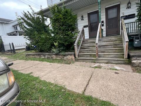 Primary Photo - 126 S Lincoln Ave