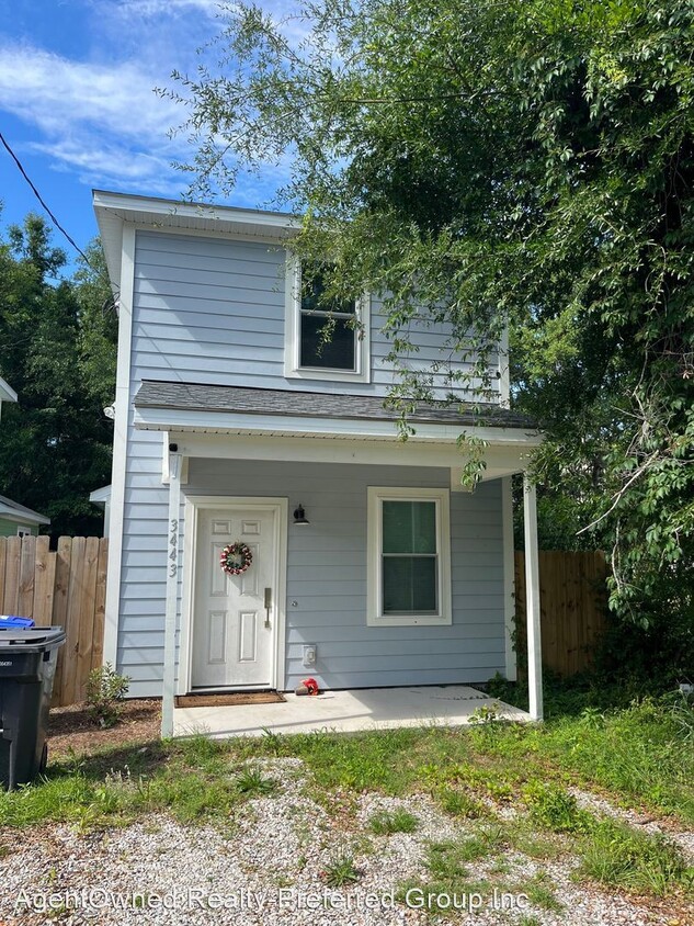 Foto principal - 3 br, 2.5 bath House - 3443 Cosgrove Avenue