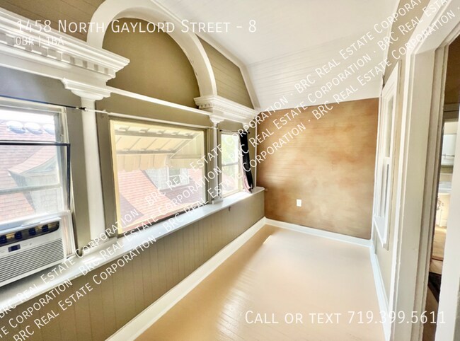 Foto del edificio - 1458 N Gaylord St