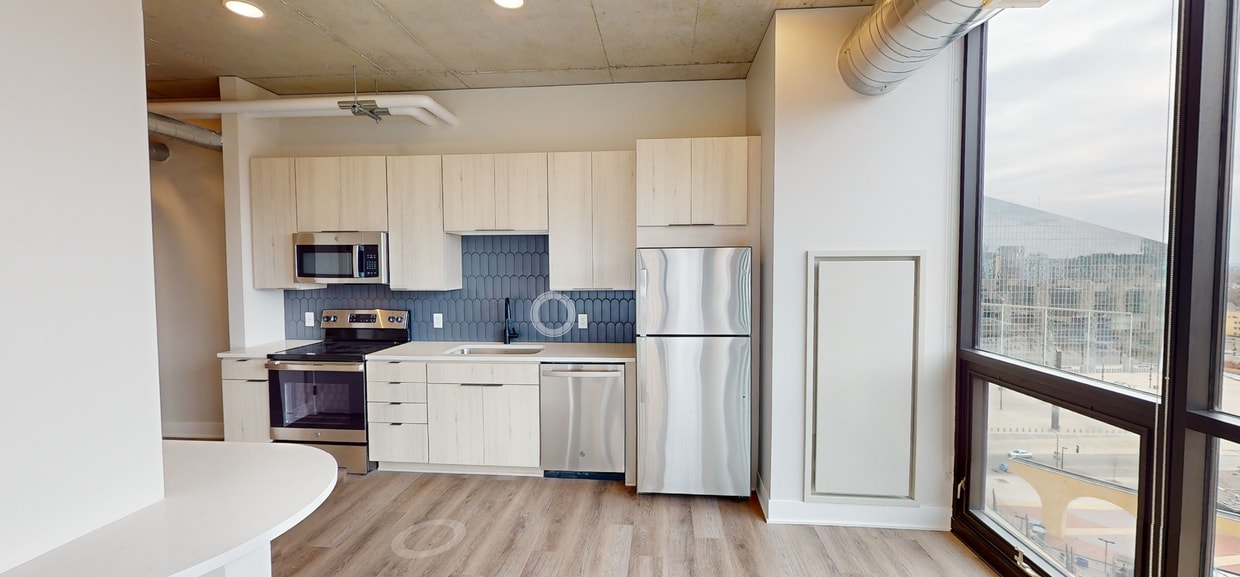 Photo - 4th and Park Apartments