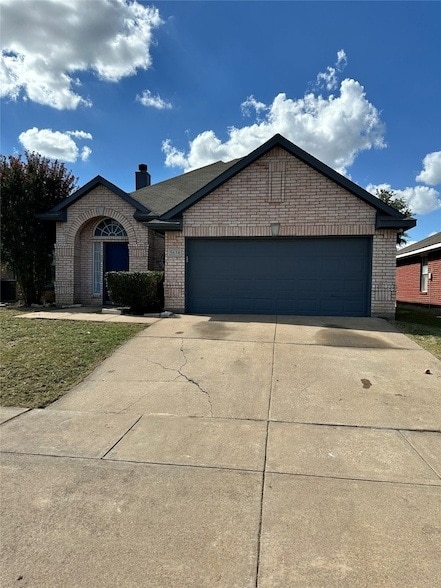 Building Photo - 5634 Indian Hill Dr