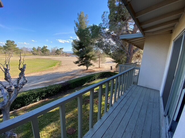 Building Photo - 14235 Canterbury Dr