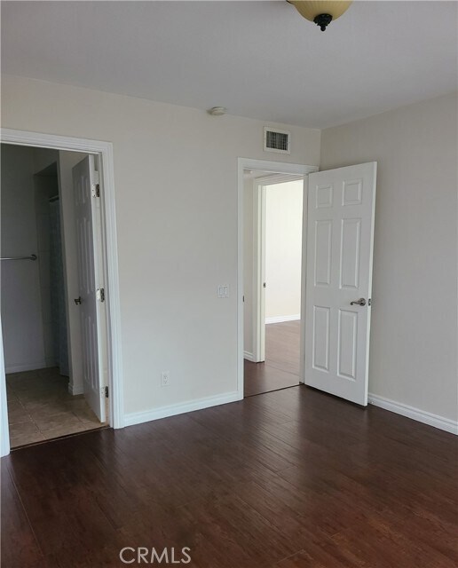 Foto del edificio - 19041 Rockwood Dr