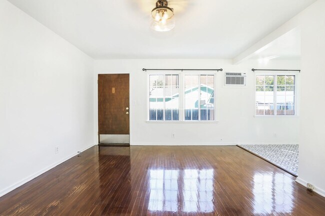 Foto del edificio - 510 Ruberta Ave