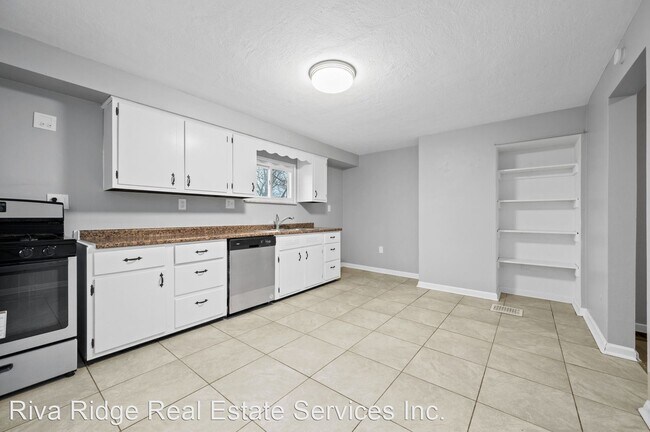 Building Photo - 4 br, 1 bath House - 1324 Complete Street