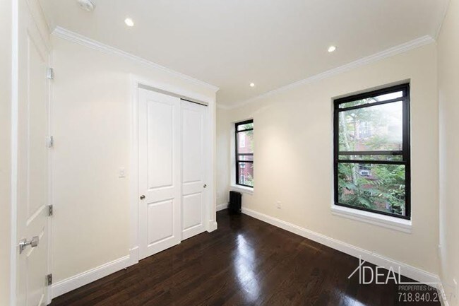 Foto del edificio - 1030 Lorimer St