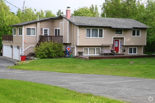 Building Photo - 5450 E Alder Dr