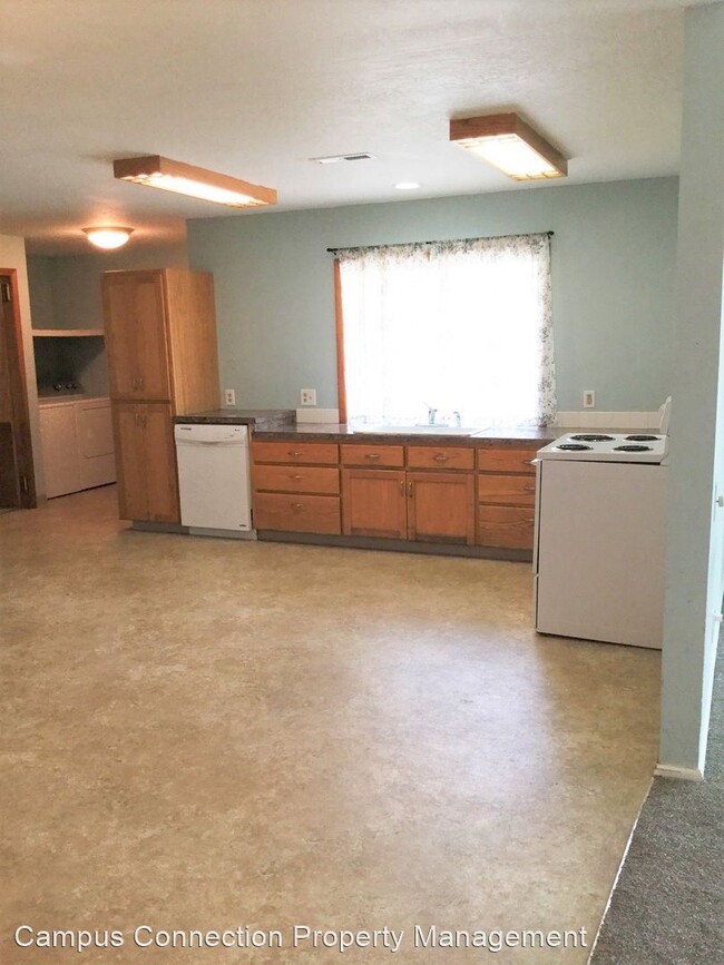 Building Photo - 4 br, 2 bath House - 2270 Hilyard