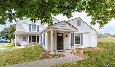 Building Photo - 2621 Thornbrier