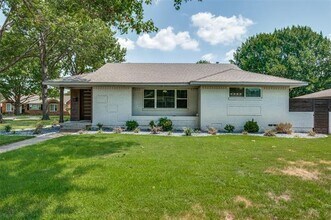 Building Photo - 9630 Lynbrook Dr