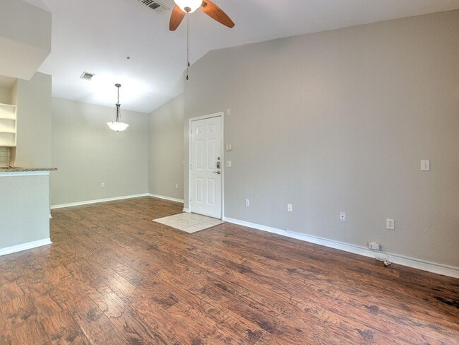 Building Photo - 5703 Legacy Crescent Pl