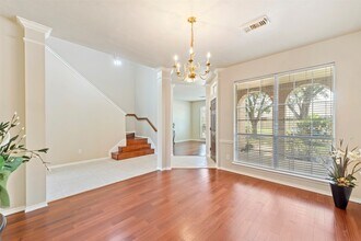 Building Photo - 7218 Broadelm Dr