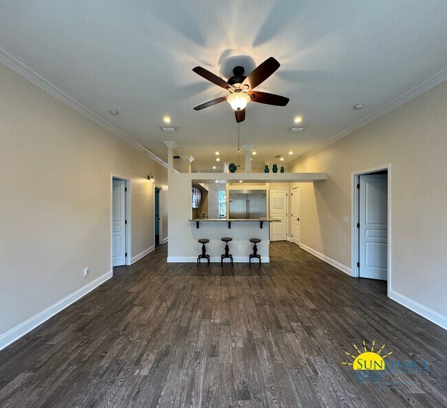Foto del edificio - Prime Location: 4 Bedroom Home in Elliot Point Neighborhood, Fort Walton Beach!