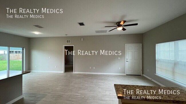 Foto del edificio - 3290 Halden Ave SE