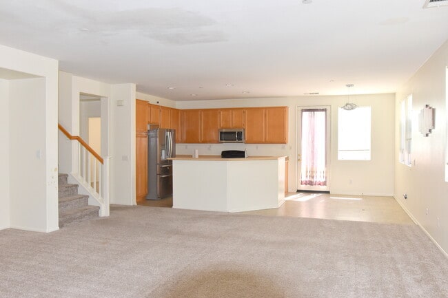 Building Photo - 25841 Silva Ct