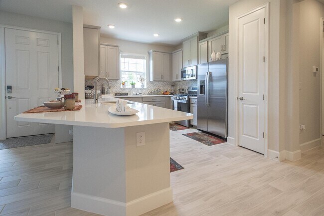 Building Photo - 4749 Tortona Ct