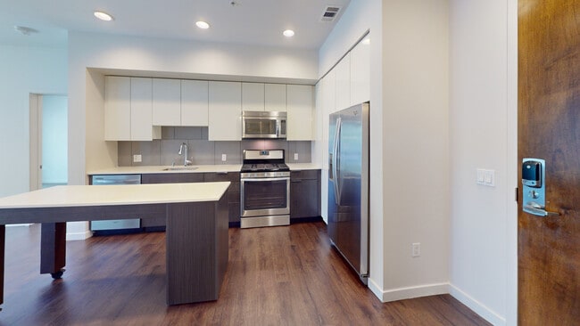 Interior Photo - The Residences on Jamboree
