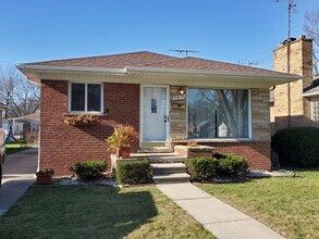 Building Photo - 3914 McKinley St