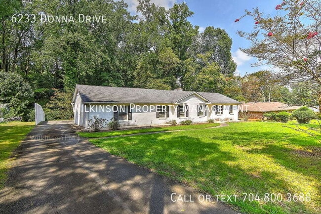 Building Photo - 6233 Donna Dr