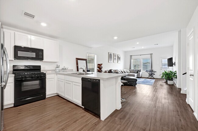 Foto del edificio - 18122 Rockvine Dr