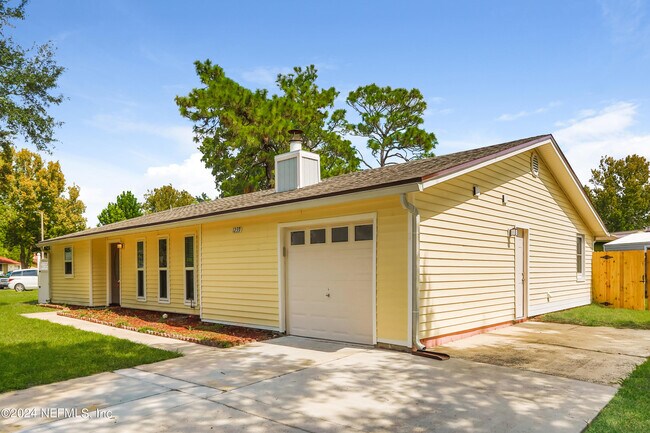Building Photo - 1239 Abilene Trail