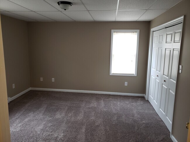 bed rm - 1160 Wyoming Ave