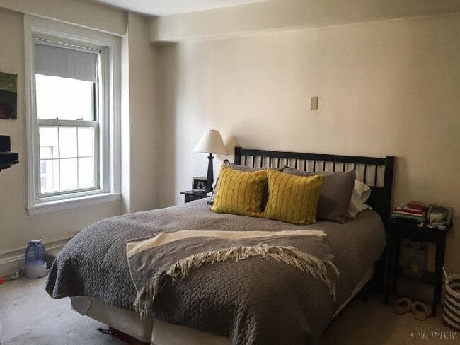 Foto del edificio - 1401 Beacon St
