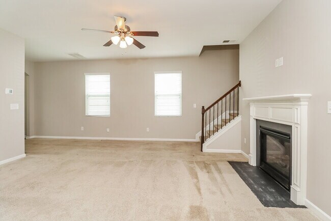 Foto del edificio - 516 Knothole Ln