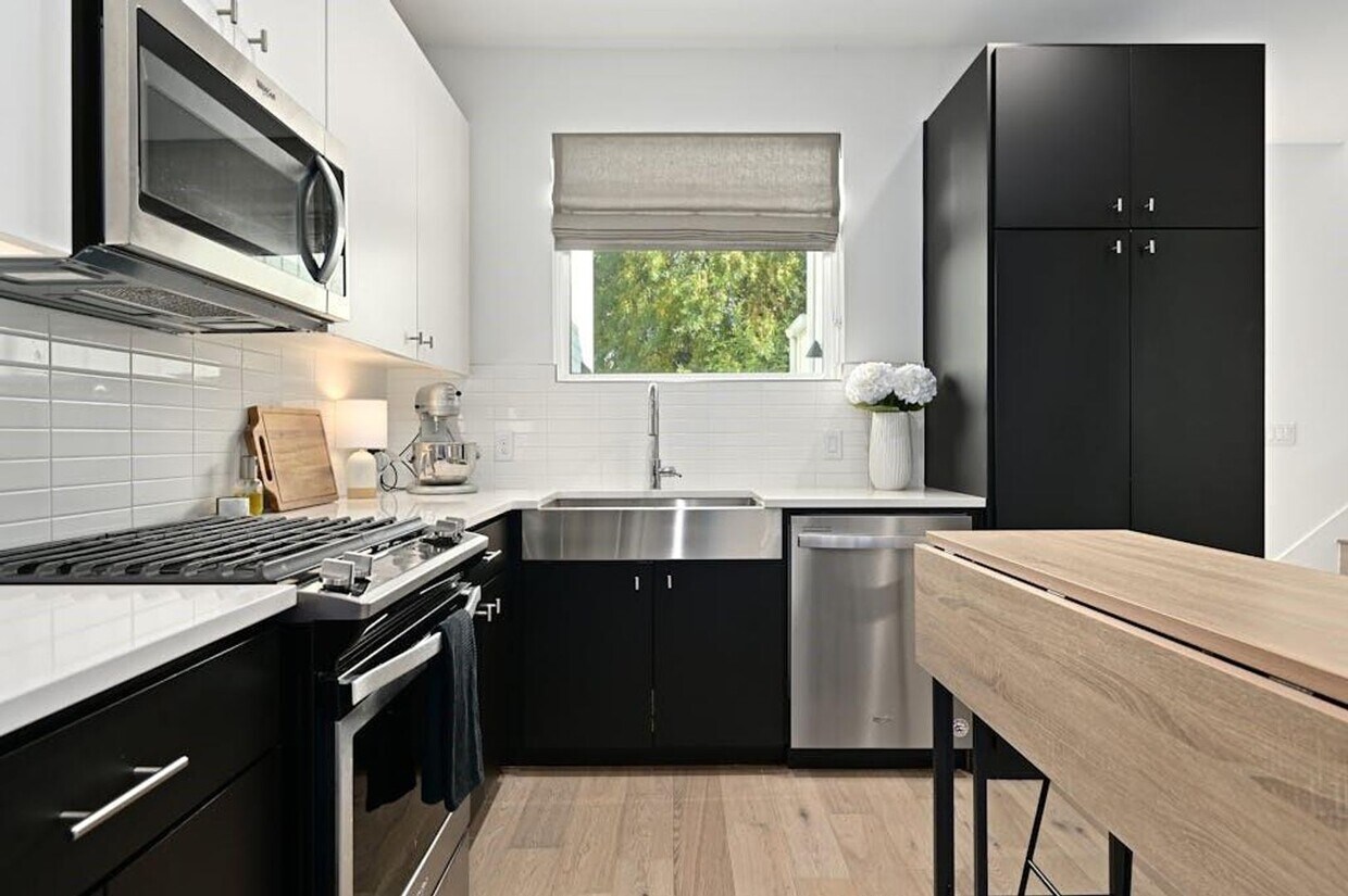 Foto principal - 5212 Huisache St