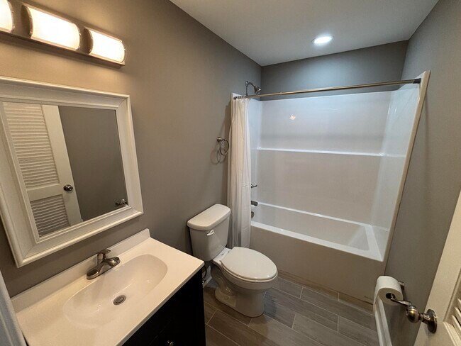 Foto del edificio - 402 Gunn St